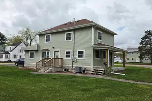918 Main St, Black River Falls, WI 54615 - Photo 27