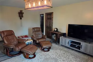 918 Main St, Black River Falls, WI 54615 - Photo 9