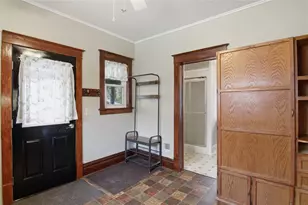 229 W Elm St, Chippewa Falls, WI 54729 - Photo 9