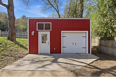 2921 Lasalle Street, Eau Claire, WI 54703 - Photo 27
