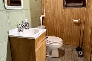 3214 Robin Rd, Eau Claire, WI 54703 - Photo 21
