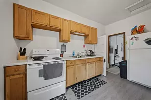 506 W Columbia St, Chippewa Falls, WI 54729 - Photo 9