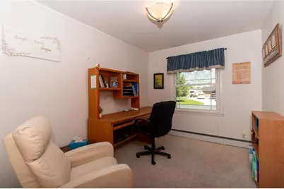 3112 Drier Rd, Eau Claire, WI 54701 - Photo 9