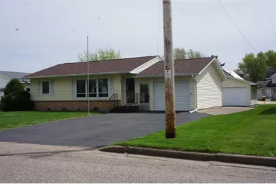 413 W Vine Street, Mondovi, WI 54755 - Photo 3