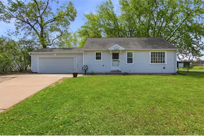 2229 Vine Street, Eau Claire, WI 54703 - Photo 1