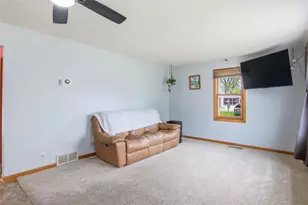 2229 Vine St, Eau Claire, WI 54703 - Photo 15