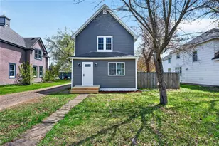 816 Summit St, Spooner, WI 54801 - Photo 5
