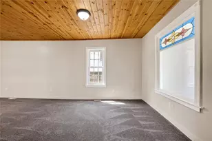 816 Summit St, Spooner, WI 54801 - Photo 9