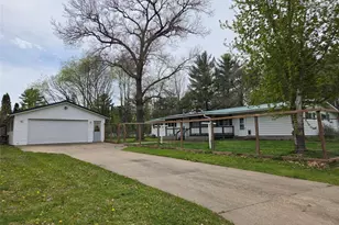 100 Locust St, Hixton, WI 54635 - Photo 3