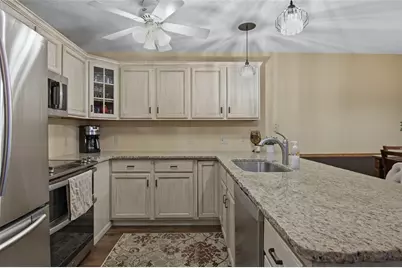 3219 Craig Road, Eau Claire, WI 54701 - Photo 5