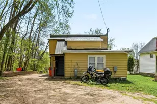 1570 E Madison St, Eau Claire, WI 54703 - Photo 5