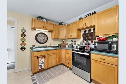 1428 Bellevue Avenue #2, Eau Claire, WI 54703 - Photo 15