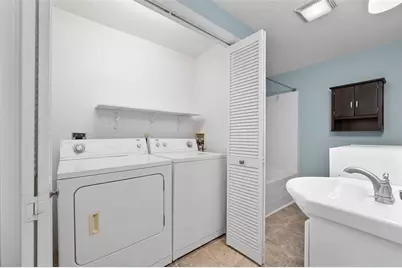 1428 Bellevue Avenue #2, Eau Claire, WI 54703 - Photo 7
