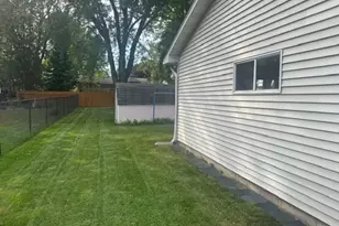 1220 Perry St, Chippewa Falls, WI 54729 - Photo 17