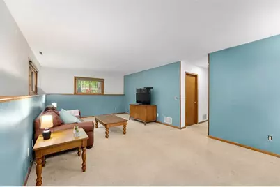 642 S 57th Avenue, Eau Claire, WI 54703 - Photo 27