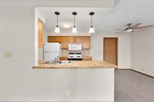 3319 Garner St, Eau Claire, WI 54701 - Photo 9