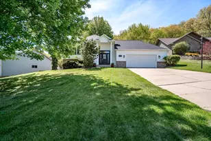 3615 Wintergreen Ct, Eau Claire, WI 54701 - Photo 33