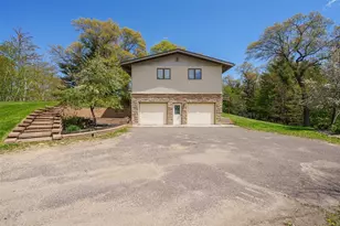 E655 Woodridge Dr, Eau Claire, WI 54701 - Photo 35