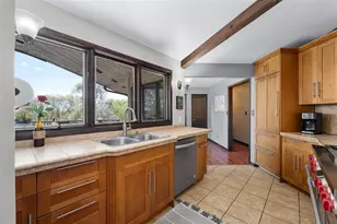 E655 Woodridge Dr, Eau Claire, WI 54701 - Photo 13