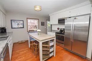 2551 Sunridge St, Eau Claire, WI 54703 - Photo 9