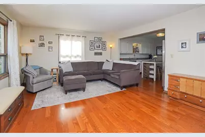 2551 Sunridge Street, Eau Claire, WI 54703 - Photo 5
