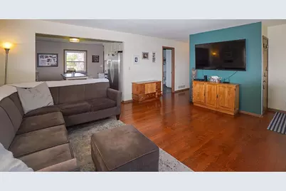 2551 Sunridge Street, Eau Claire, WI 54703 - Photo 3