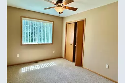 4227 W Robin Meadows Lane #4227, Eau Claire, WI 54701 - Photo 15