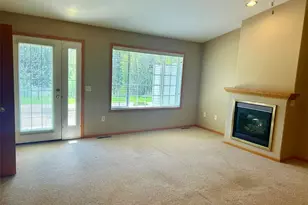 4227 W Robin Meadows Ln, Eau Claire, WI 54701 - Photo 3