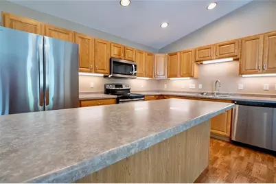 4227 W Robin Meadows Lane #4227, Eau Claire, WI 54701 - Photo 7