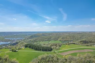 S3565 Rooster Ridge Ln, Fountain City, WI 54629 - Photo 43