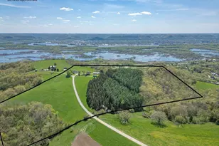 S3565 Rooster Ridge Ln, Fountain City, WI 54629 - Photo 7