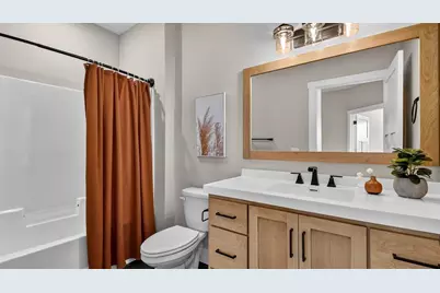 2318 1st Street, Eau Claire, WI 54703 - Photo 15
