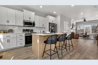 2318 1st Street, Eau Claire, WI 54703 - Photo 11