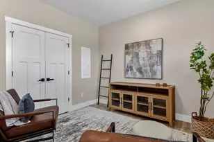 2322 1st St, Eau Claire, WI 54703 - Photo 25