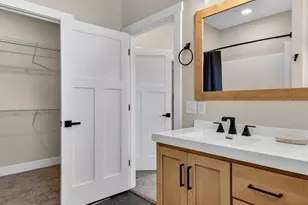 2322 1st St, Eau Claire, WI 54703 - Photo 21