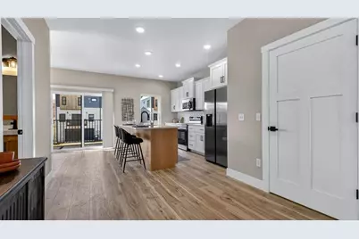 2322 1st Street, Eau Claire, WI 54703 - Photo 9