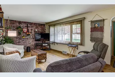 1304 Fairway Street, Eau Claire, WI 54701 - Photo 9