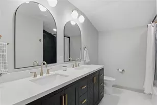2210 Vine St, Eau Claire, WI 54703 - Photo 21
