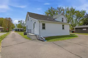 2210 Vine St, Eau Claire, WI 54703 - Photo 31