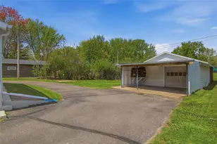2210 Vine St, Eau Claire, WI 54703 - Photo 27