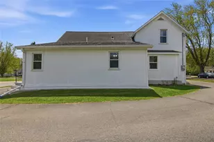 2210 Vine St, Eau Claire, WI 54703 - Photo 31
