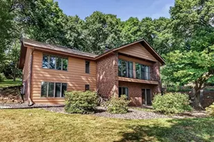2004 Lehman St, Eau Claire, WI 54701 - Photo 5