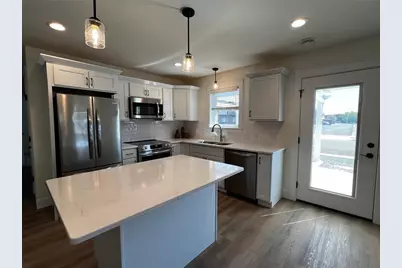 5532 Cottage Lane, Eau Claire, WI 54701 - Photo 3
