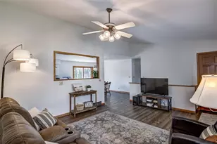 311 Glenwood Ct, Chippewa Falls, WI 54729 - Photo 5