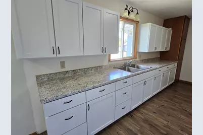 1306 E Division Avenue, Barron, WI 54812 - Photo 13