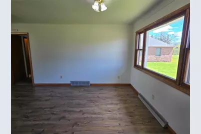 1306 E Division Avenue, Barron, WI 54812 - Photo 9