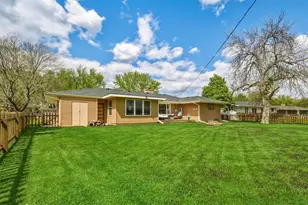 2007 Grandview Dr, Eau Claire, WI 54703 - Photo 39