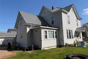 104 Grove Street, Chippewa Falls, WI 54729 - Photo 3