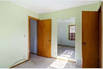 708 Marshall Street, Eau Claire, WI 54703 - Photo 17