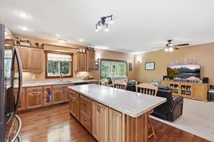 1904 Deblene Ln, Eau Claire, WI 54703 - Photo 9